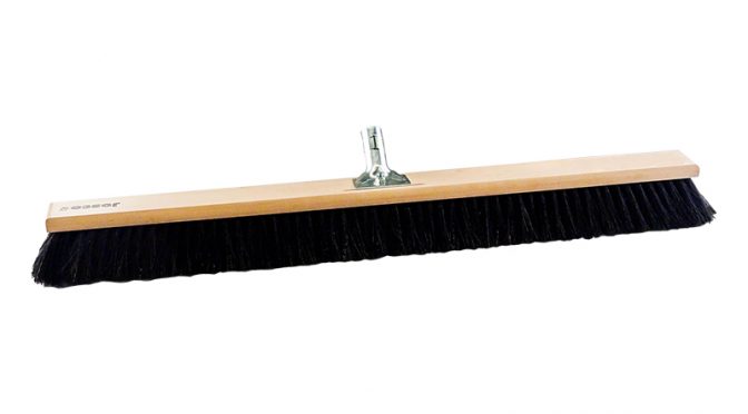 90cm Smooth Surface Broom