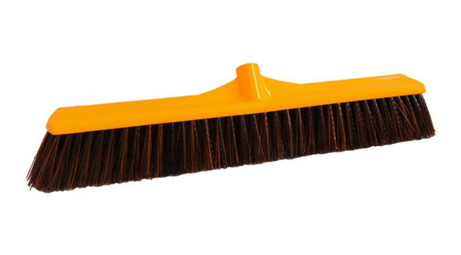 60cm Medium/Stiff Platform Broom
